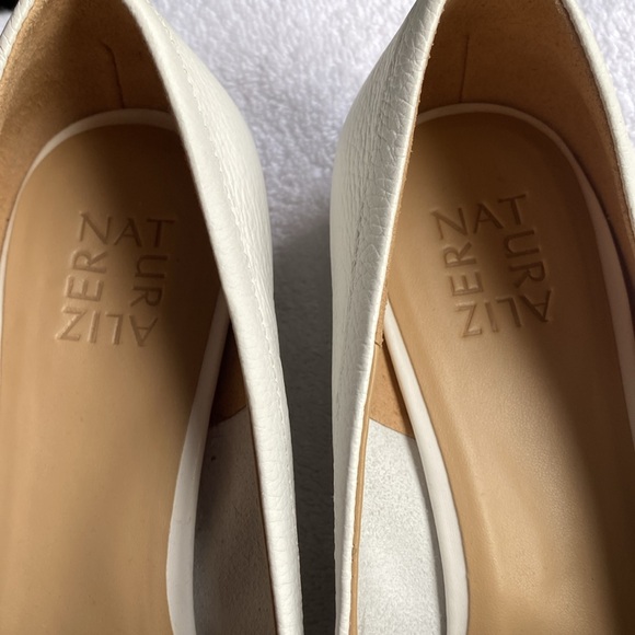 Naturalizer white loafers 10.5M women’s 10.5 M EUC - Picture 6 of 7